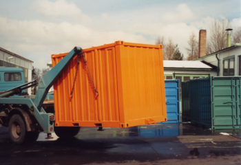So2 - Stahlcontainer - 2,93 x 1,85 x 2,25 m, 10 Fuß mit Absetzvorrichtung nach DIN 30720